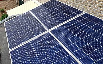 Vanaf vandaag een stukje zonniger. Panelen zijn geplaatst!