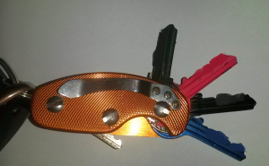 Lifehacks: Weg met die rammelende sleutelbos, hallo sleutel zakmes